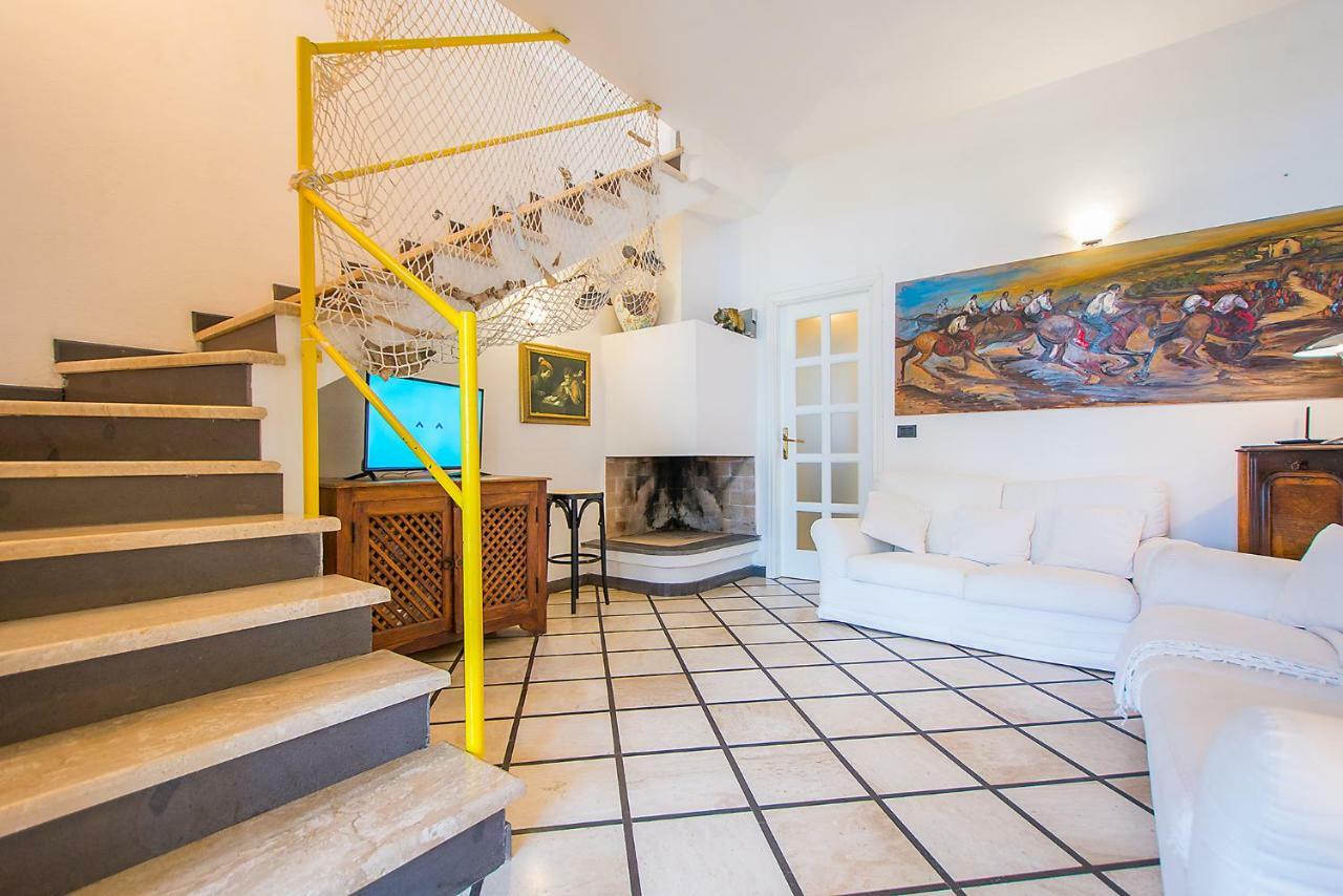 Casa Vacanze Rosa Maria Орозеи Экстерьер фото