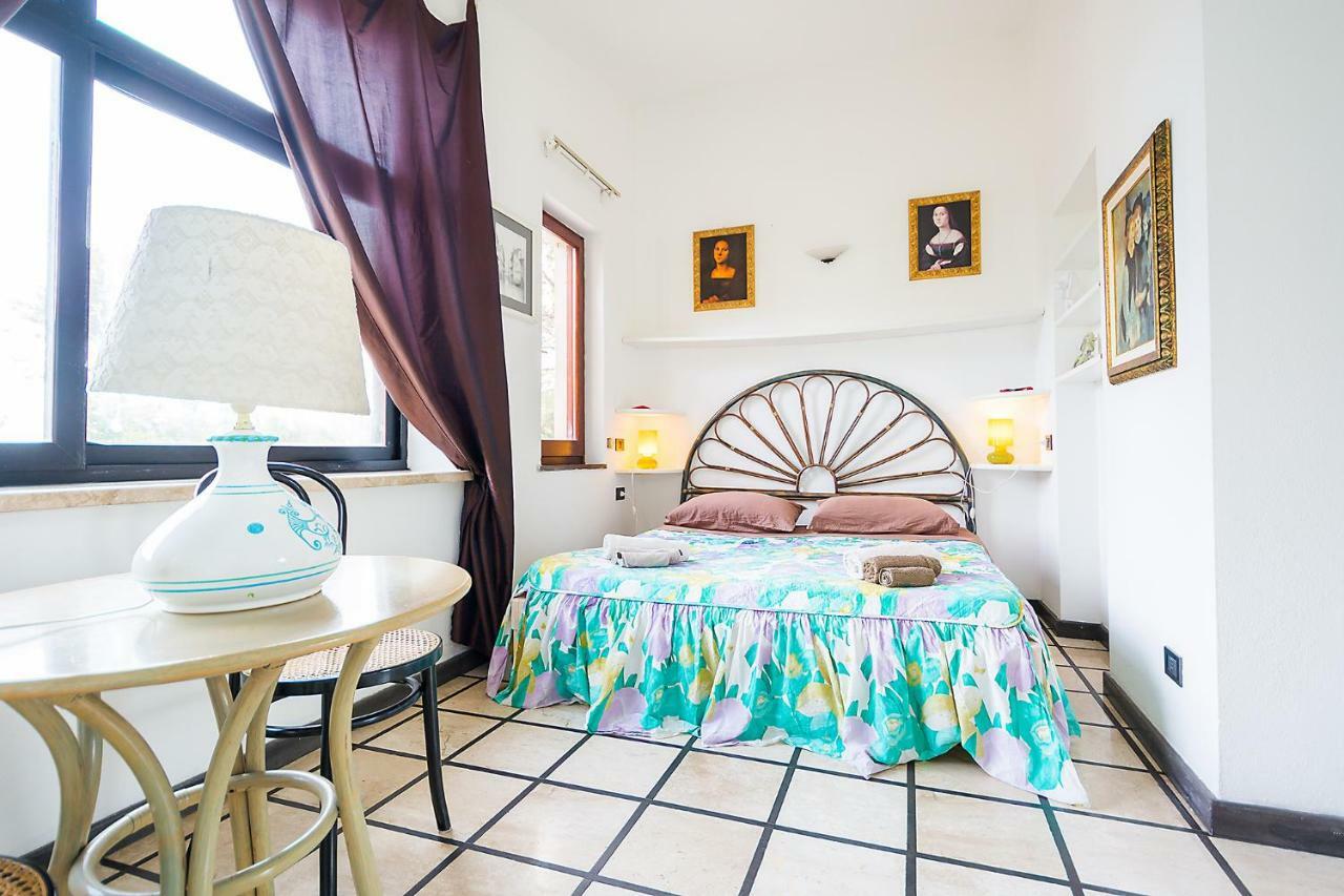 Casa Vacanze Rosa Maria Орозеи Экстерьер фото